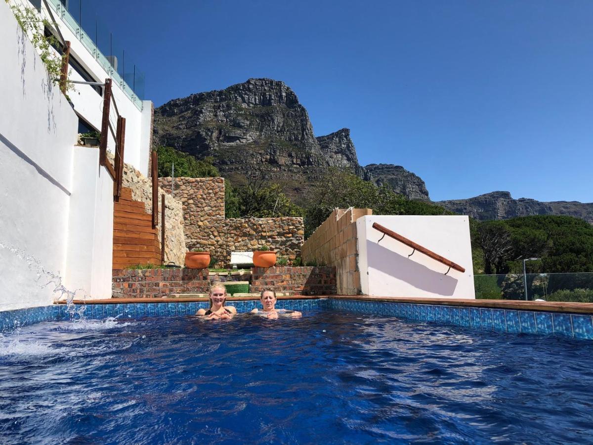 Camps Bay Blue Self-Catering Studios Kapsztad Zewnętrze zdjęcie