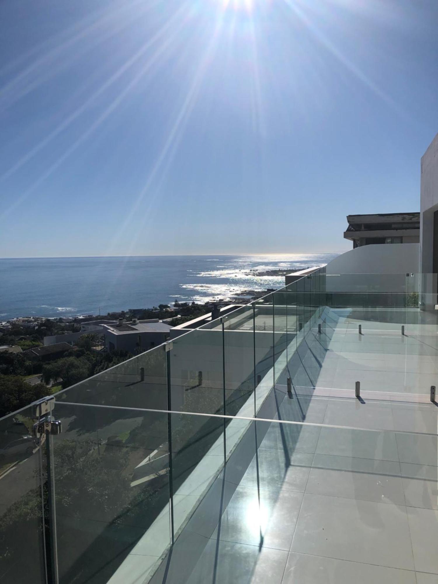 Camps Bay Blue Self-Catering Studios Kapsztad Zewnętrze zdjęcie